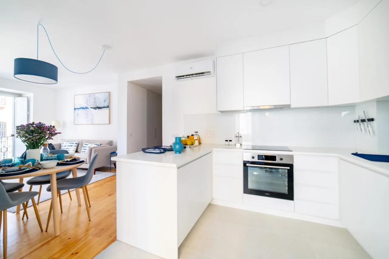 Blue By The River 2 - Elegant Two-Bedroom In Santos Lisbon