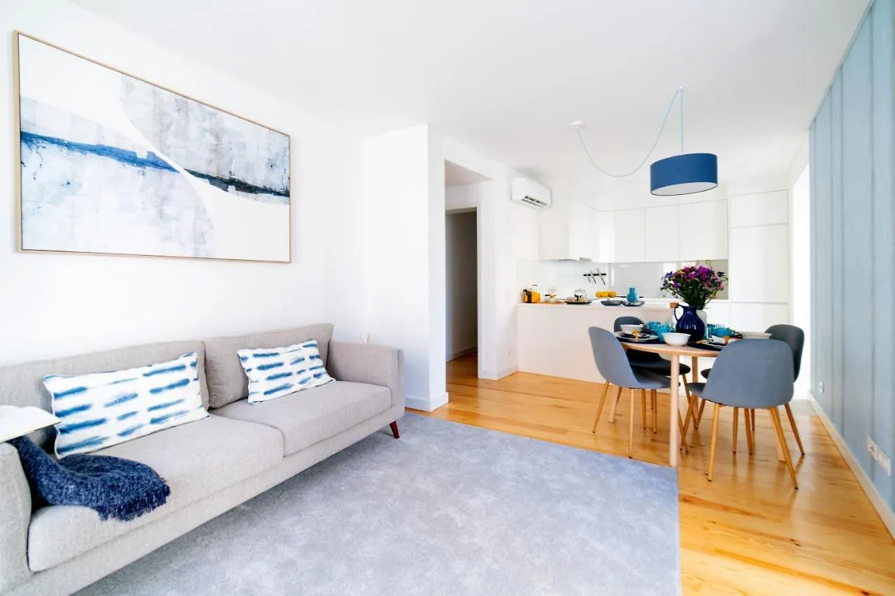 Blue By The River 2 - Elegant Two-Bedroom In Santos Lisbon