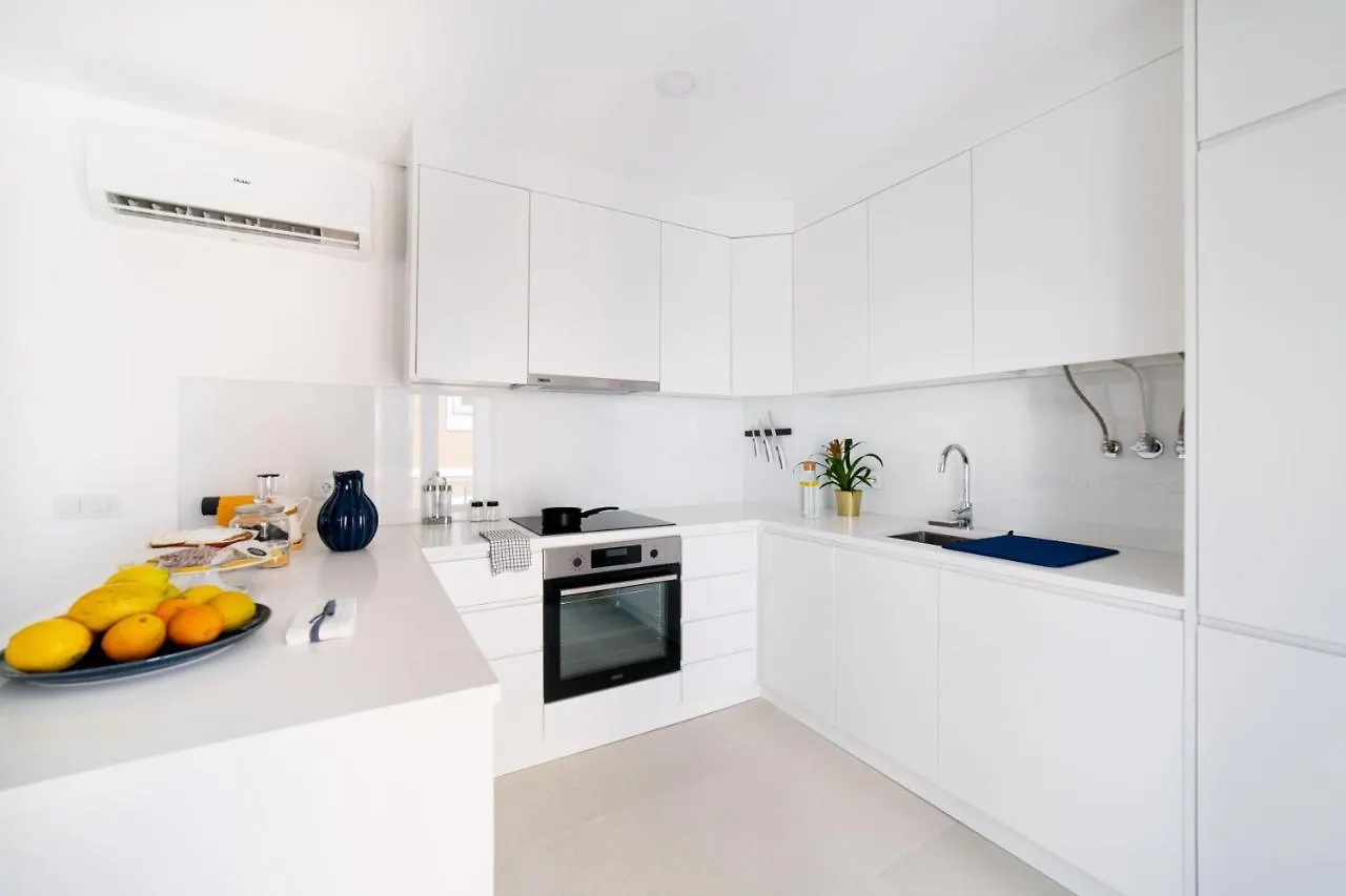 Blue By The River 2 - Elegant Two-Bedroom In Santos Lisbon