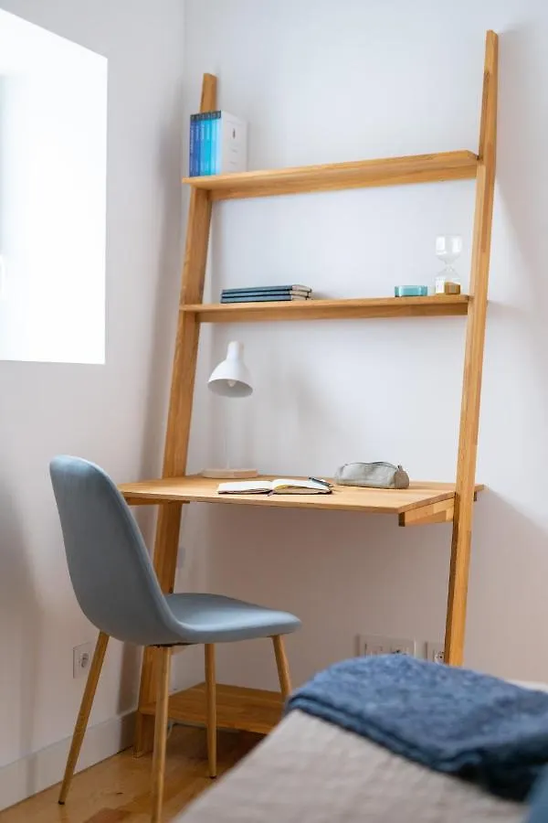 Apartment Blue By The River 2 - Elegant Two-Bedroom In Santos Lisbon